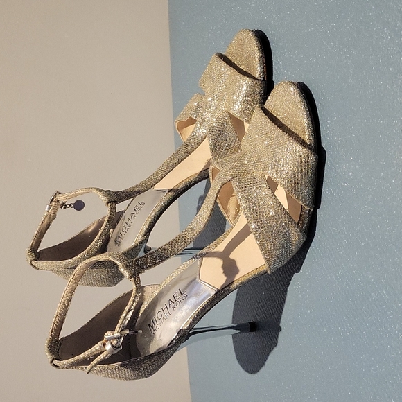 Michael Kors Heels - Picture 1 of 2